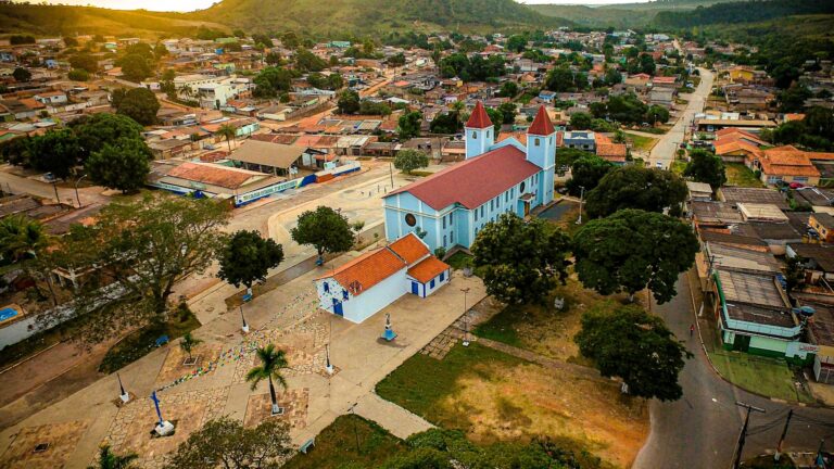 Moradores de baixa renda ficam fora da regularização fundiária após descredenciamento