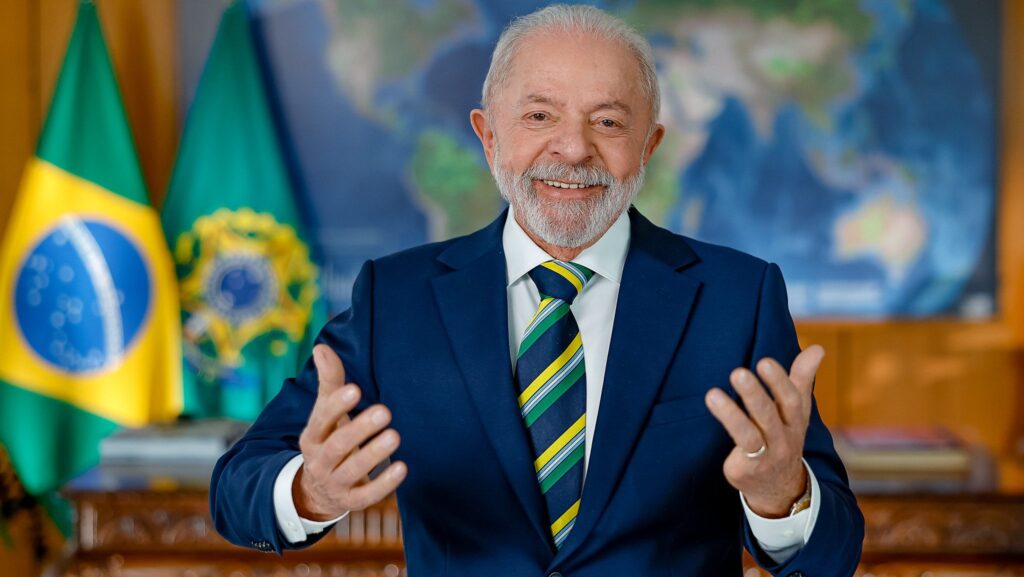 Aniversário de Lula: entre aplausos e críticas, um personagem que o mundo não ignora 2 lula 80 anos e1761342288339 1024x577 1